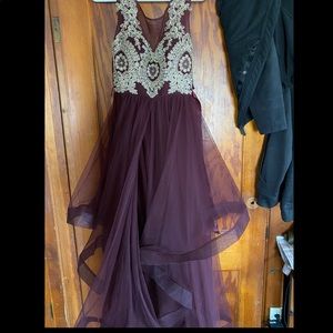 Burgundy prom dress